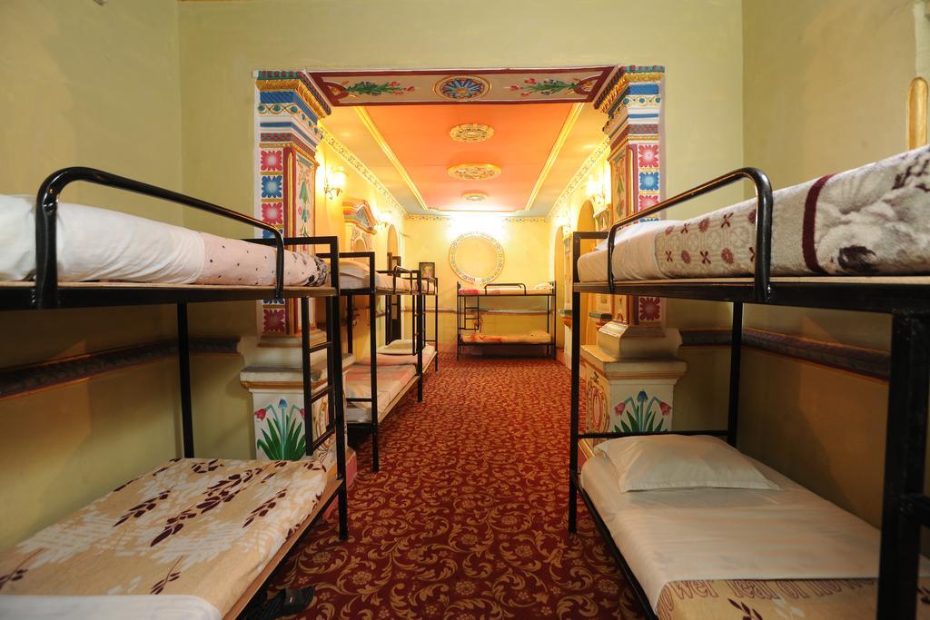 Hotel Himalaya Yoga 카트만두 외부 사진