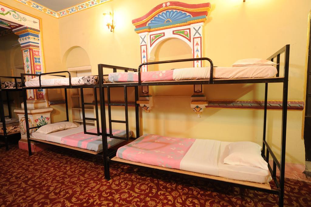 Hotel Himalaya Yoga 카트만두 외부 사진