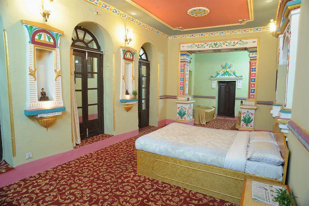 Hotel Himalaya Yoga 카트만두 외부 사진