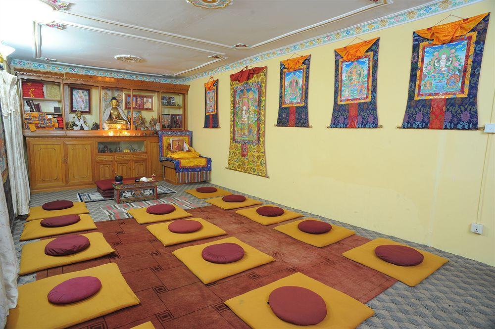 Hotel Himalaya Yoga 카트만두 외부 사진