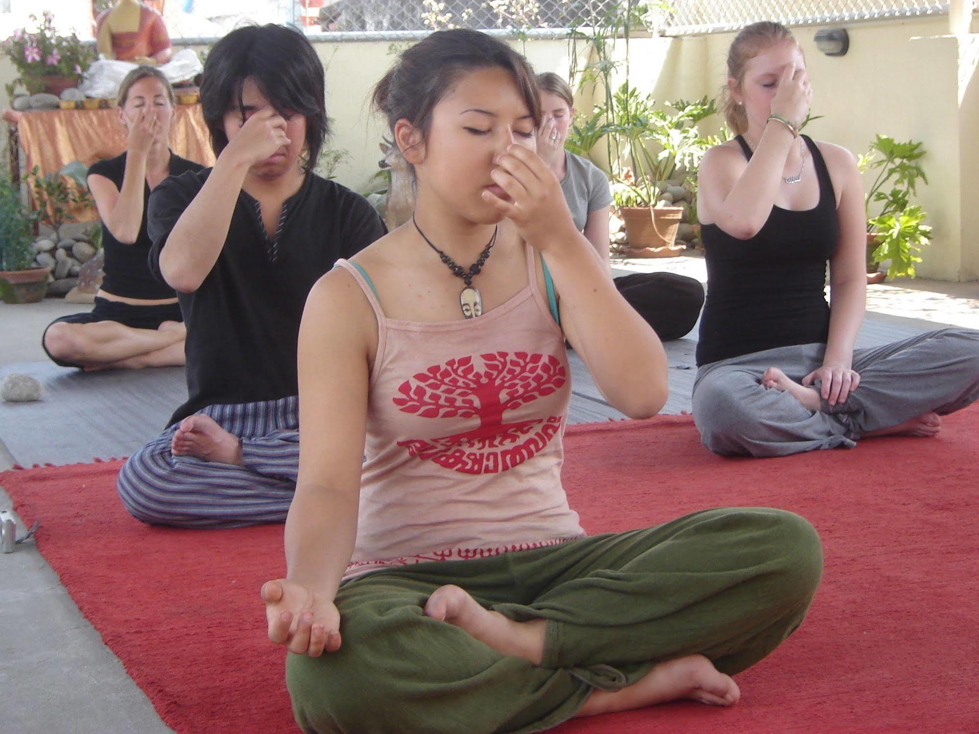 Hotel Himalaya Yoga 카트만두 외부 사진