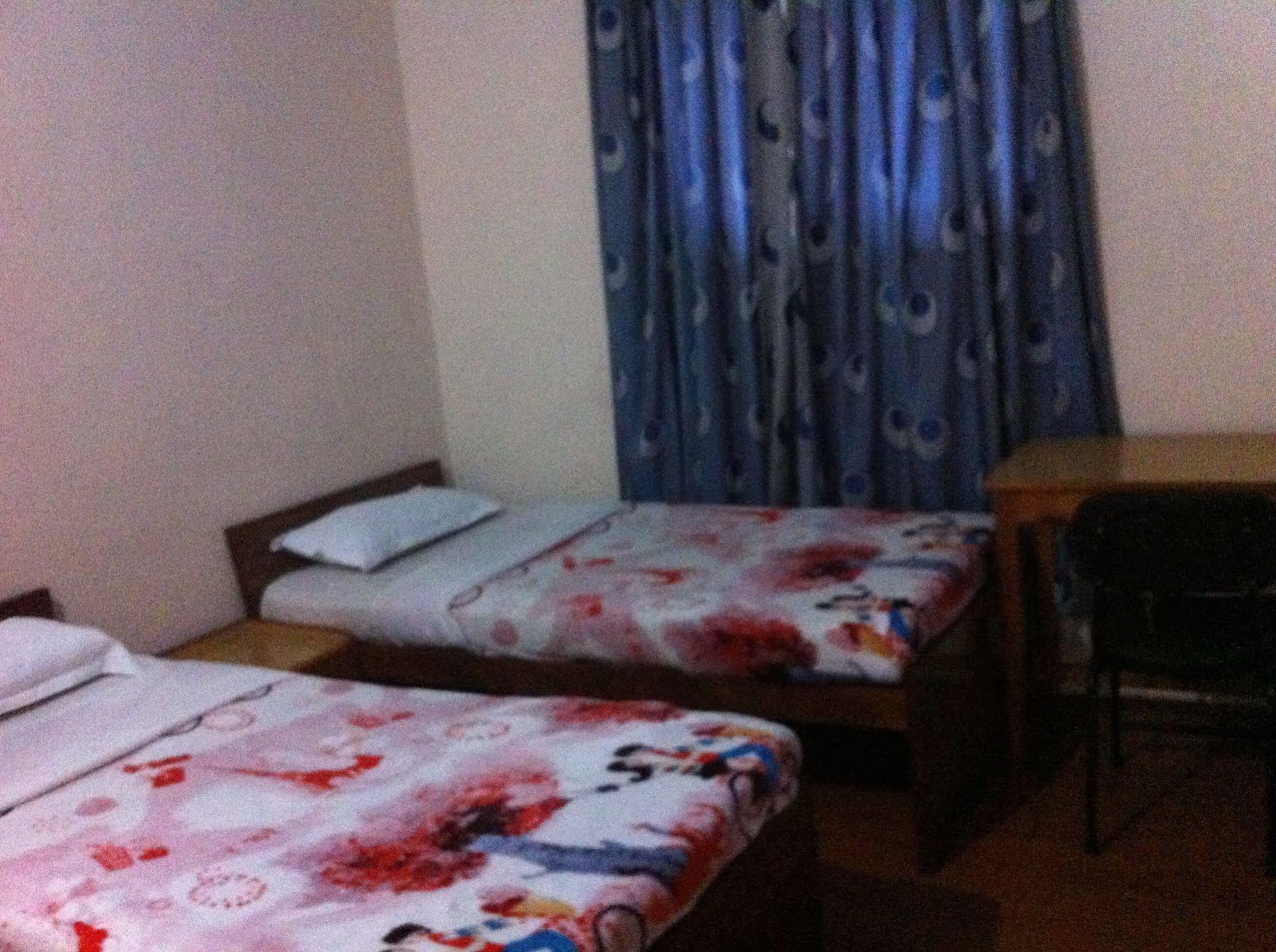 Hotel Himalaya Yoga 카트만두 외부 사진